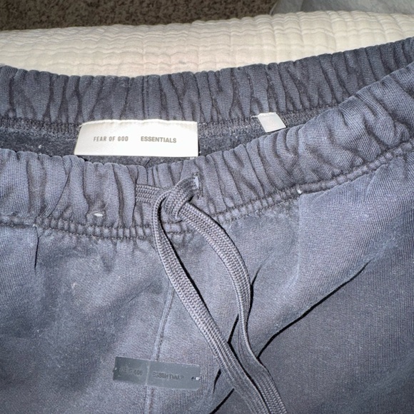 Fear of God Essentials Black Sweats - Picture 5 of 5